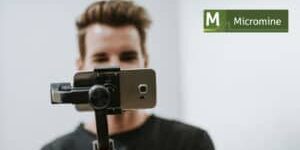Man holding a gimbal with a phone